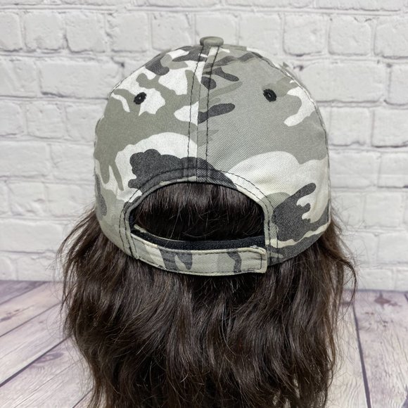 Peterbilt Camo Hat Distressed Cap Black Gray White Embroidered Logo Outdoors - Picture 3 of 11